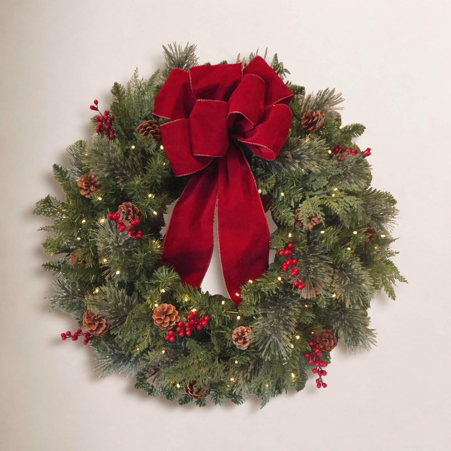 30" Pre-Lit Wreath