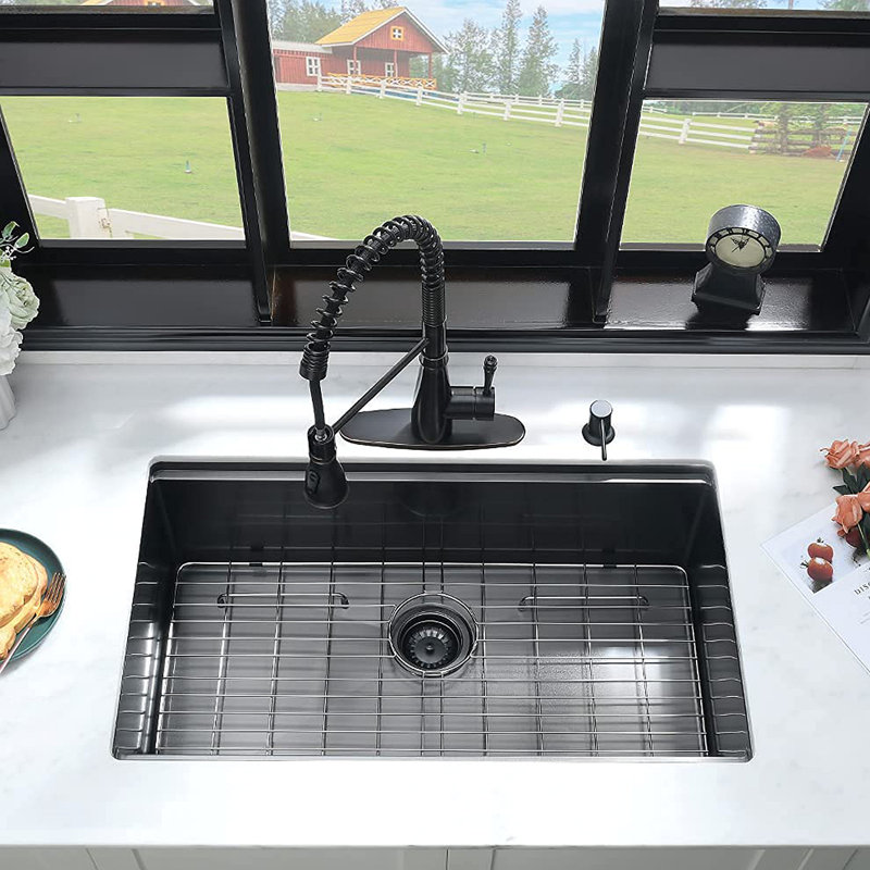 Évier de cuisine encastrable avec accessoires L 32 po x l 19 po Workstation