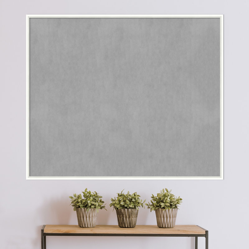 Tableau magnétique encadré blanc Lucie, H 41 po x l 49 po