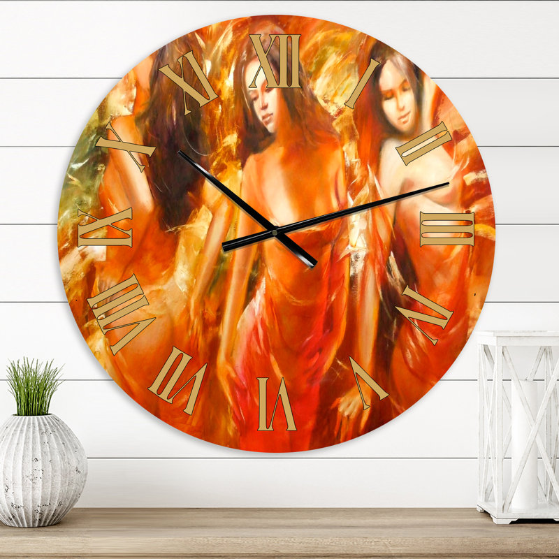 Dancing Déesse I - Horloge murale moderne, Petit