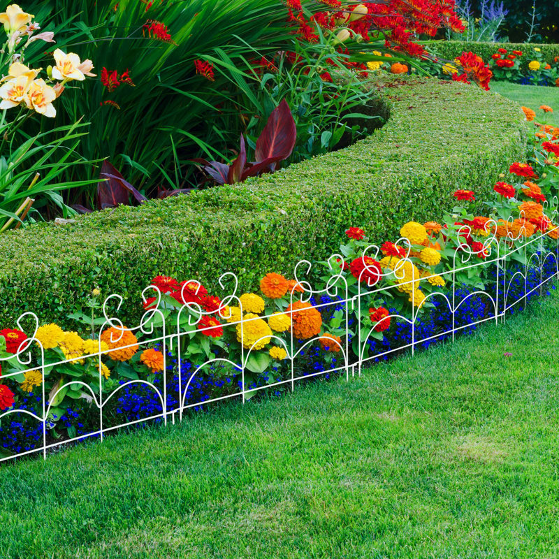 34cm H x 43cm W Metal Fence Panels Included