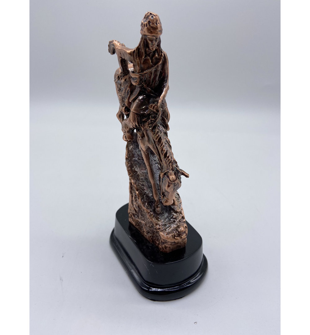 Statue Red Barrel Studio®