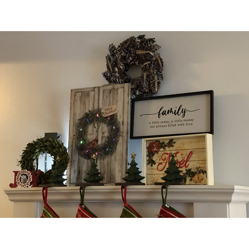 «Scripted Family A Little Crazy», art mural