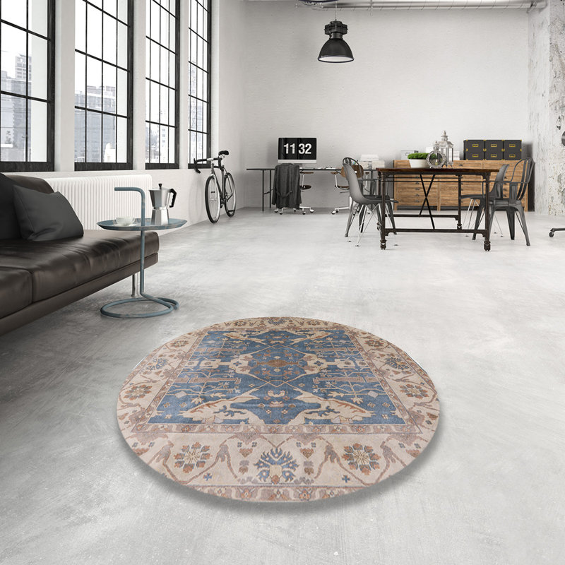 Oriental Indoor Rug, Round 3'