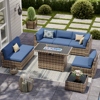 Ensemble de conversation de patio en rotin de 7 pièces jaune avec table de foyer au propane, ensemble de mobilier de patio modulaire en acier toutes saisons, 4 chaises sans accoudoirs + 2 canapés d'angle + table basse + table de foyer à gaz pour terrasse, cour arrière, porche