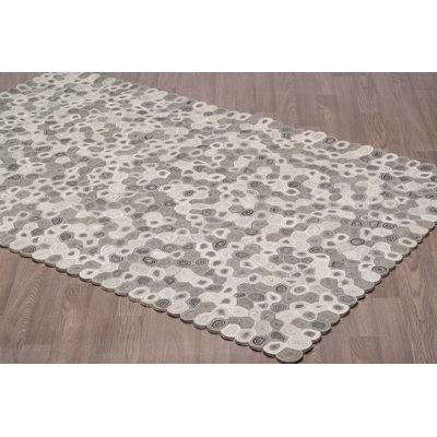 Tapis ivoire / gris en laine touffeté à la main Naughton Swirl