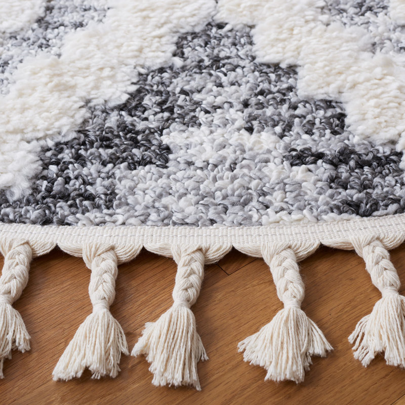 Aidaliz Tassel Shag Performance Southwestern Rug, Square 6'7"