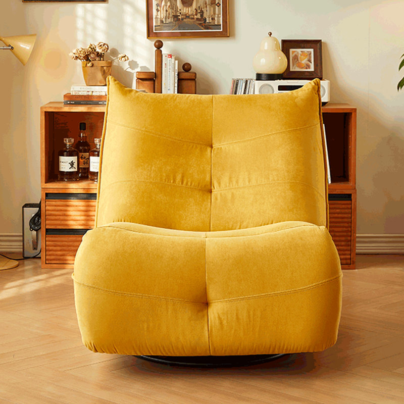 Tomsich, Yellow