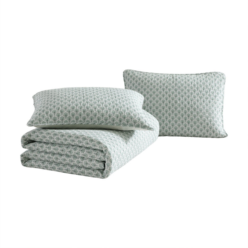 Tommy Bahama Coastal Batik Reversible Cotton Green Quilt Set, Queen Quilt + 2 Standard Pillowcases