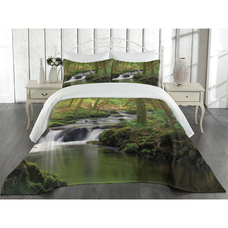 King Size Green Forest Quilted Bedspread Set
