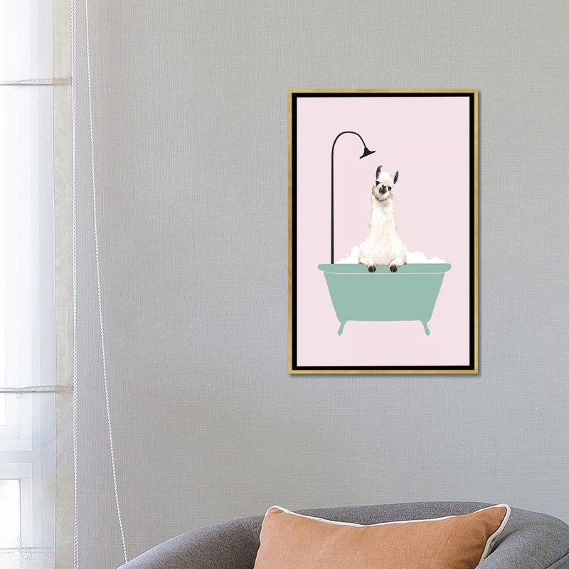 Lama profitant d'un bain moussant, Toile encadrée d'or, H 26 po x l 18 po x P 1,5 po