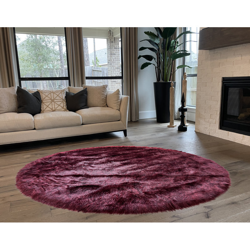 Mar Vista Faux Sheepskin Indoor Rug, Round 10'6"