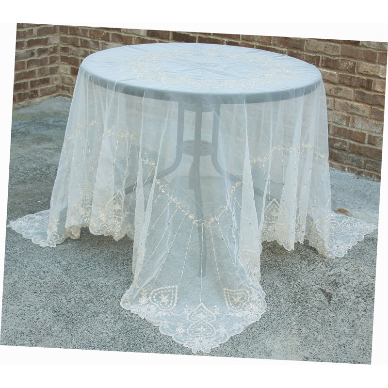 Nappe brodée en dentelle à billes Exquisite Heart