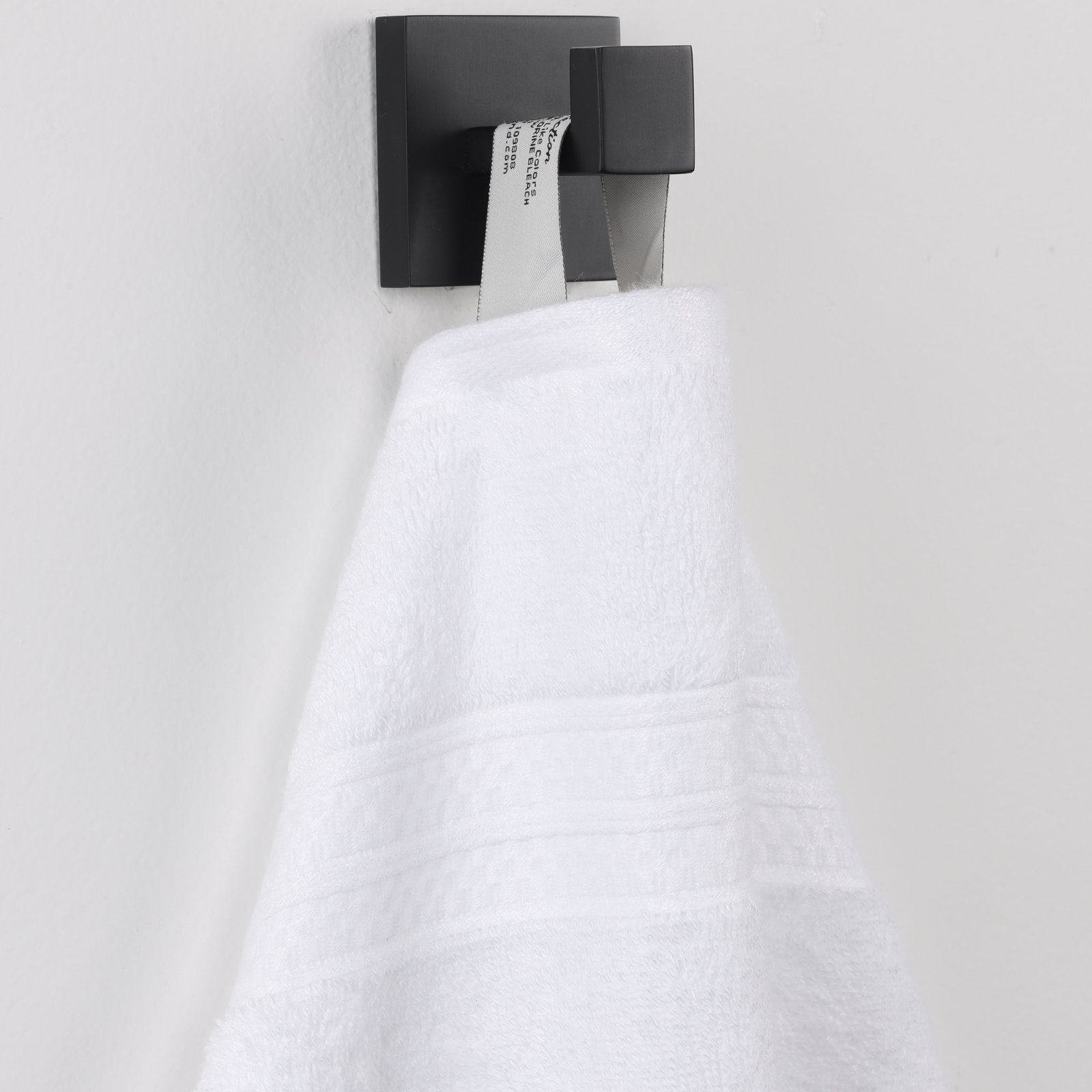 Nolhan Rayon from Bamboo Cotton Blend 6 Piece Towel Set, White