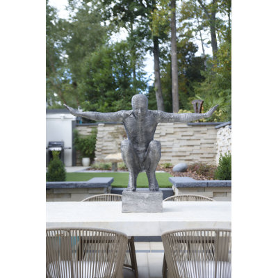 Aluminum Outstretched Arms Statue