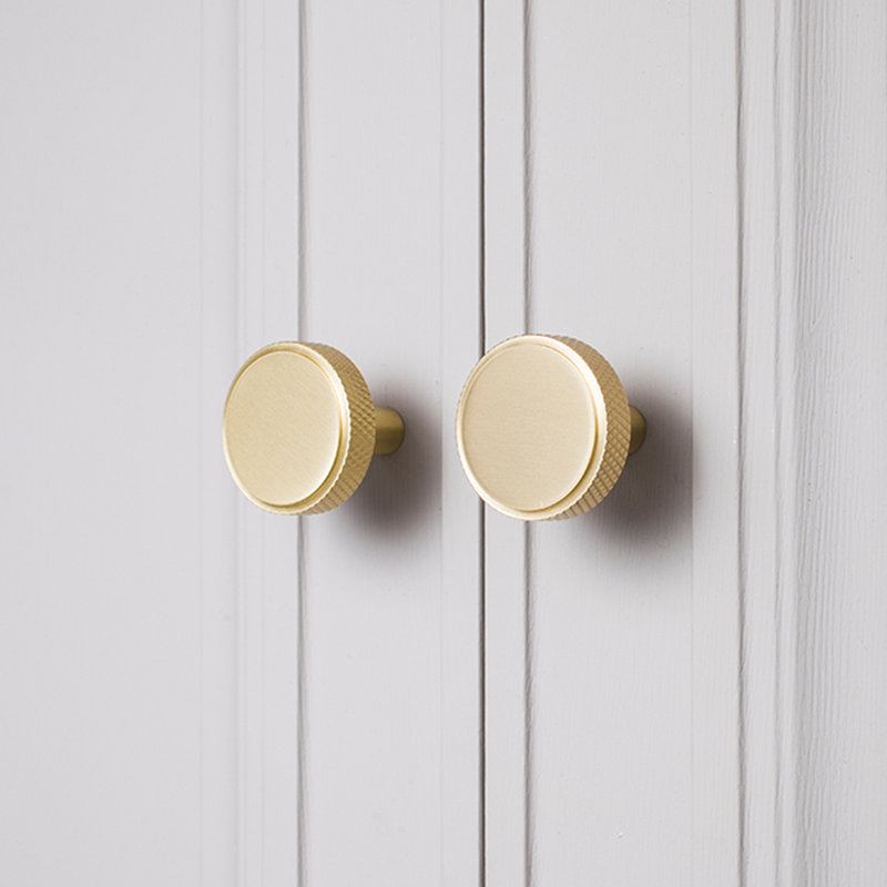 Round Knob, Gold