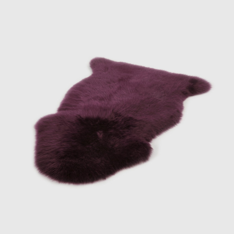 Tapis mauve en peau de mouton Lala