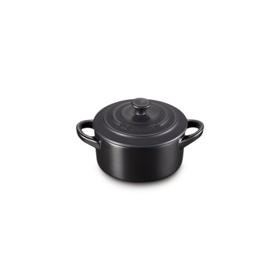 Le Creuset Stoneware Petite Round Casserole