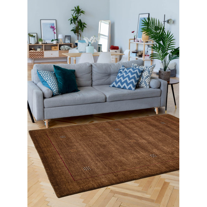 Tapis brun Kashkuli Gabbeh 4 pi 11 po x 6 pi 10 po