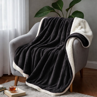 Cozy Faux Fur & Sherpa Reversible Blanket - Lightweight