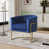 Polyester bleu est en rupture de stock