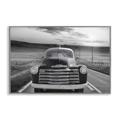 Photographie de voiture rétro encadrée par Lori Deiter