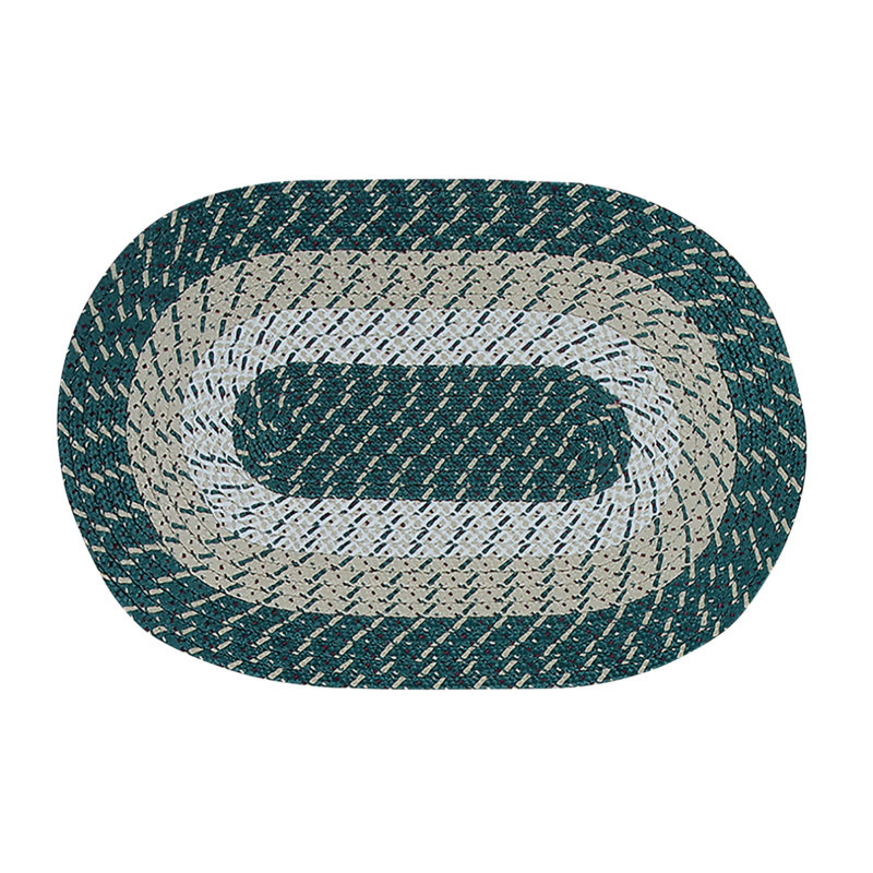 Tapis tressé à la machine McClure Harbert, Ovale 1 pi 8 po x 2 pi 6 po