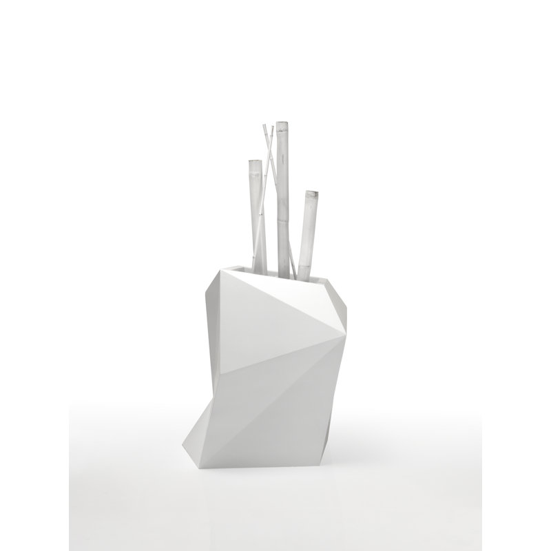 Faz Pot Planter, 27.5" H x 25.75" W x 21.75" D, White