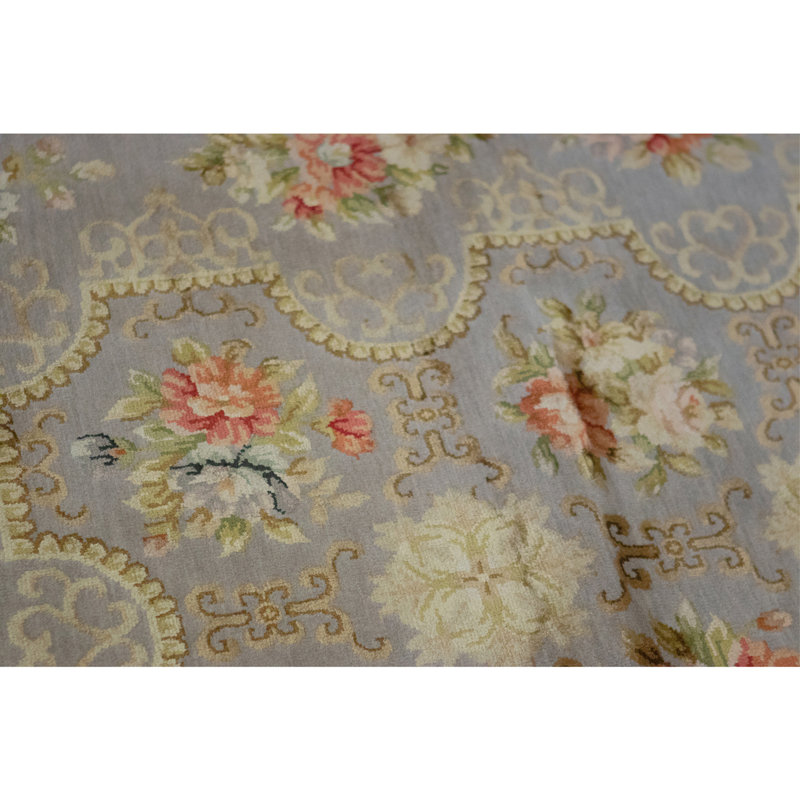 Hand Knotted Area Rug in Gray