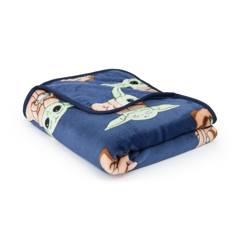 The Mandalorian Adventures with Grogu Mini Pillow Buddy Travel Throw Set
