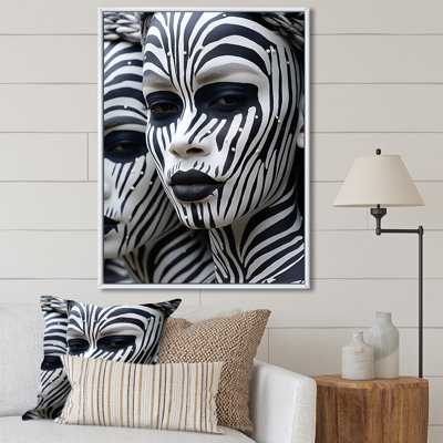 Décoration murale en toile «White Mursis Pride in Afrique» - Tribal africain