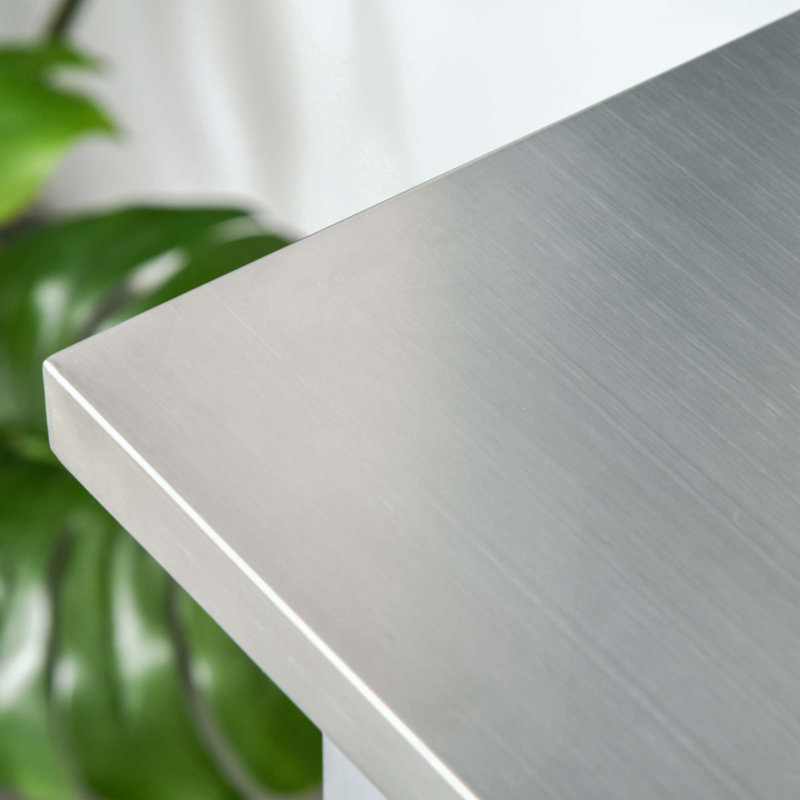 Îlot de cuisine avec plateau en acier inoxydable, îlot de cuisine traditionnel avec rangement, tablettes ouvertes à 2 niveaux, tiroirs