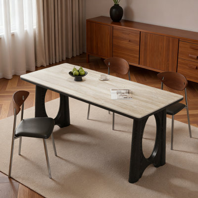 Table de salle à manger élégante et tendance