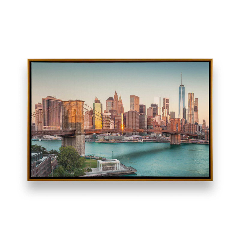 Iconic Manhattan Bridge, reproduction sur toile dans un cadre, H 12,75 po x l 18,75 po, Or poli