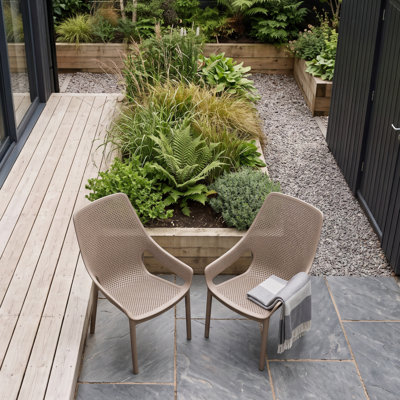 Outdoor Lounge Chair