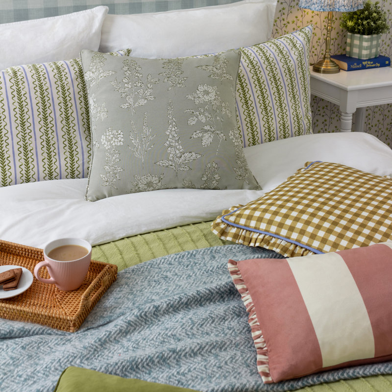 Araya Striped Rectangular Throw Cushion, Pink