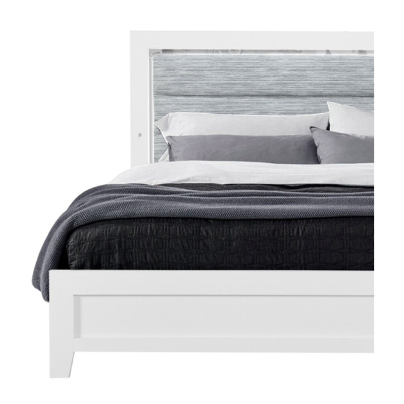 OMODA WHITE BED WITH LED