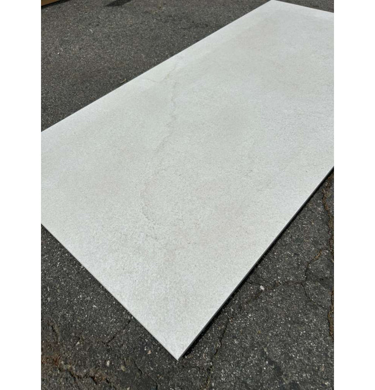 Carrelage mural en porcelaine d'aspect pierre naturelle 24x48 SB