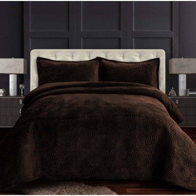 Capri Velvet Quilt