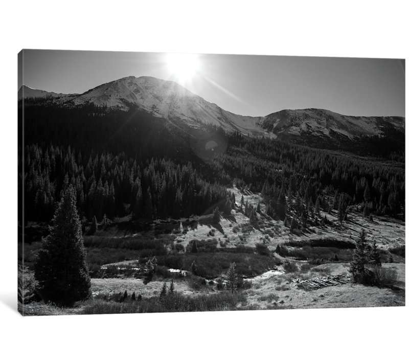«Independance Pass in Black and White» par Sarah Kadlecek - reproduction de photo sur toile tendue