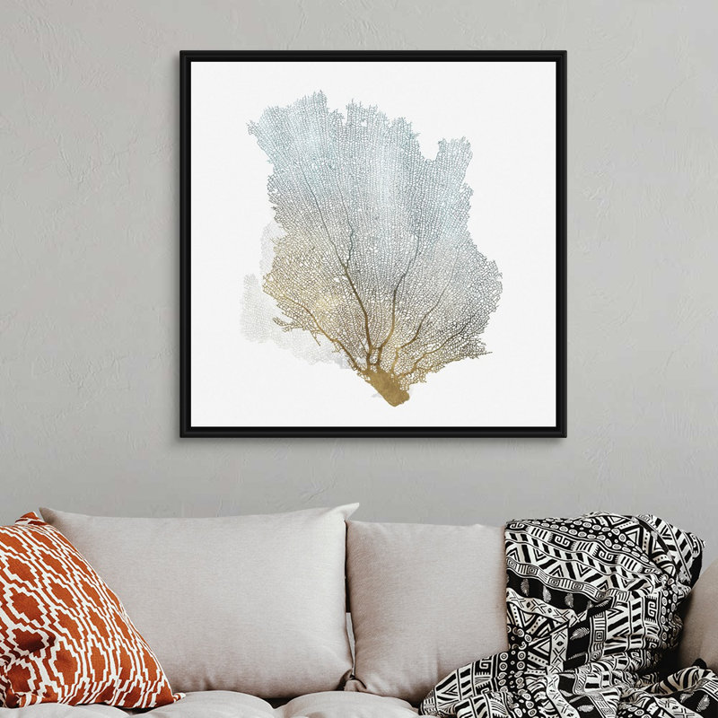 «Delicate Coral I» par Isabelle Z - reproduction d'art sur toile, H 38 po x l 38 po, Toile avec cadre flottant, Noir