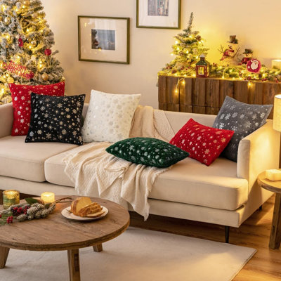 Housses de coussin décoratives de Noël MIULEE 45 x 45 cm, motif flocons de neige rouges et argentés, idéales pour les fêtes d'hiver, pour canapé, lit et décoration intérieure.