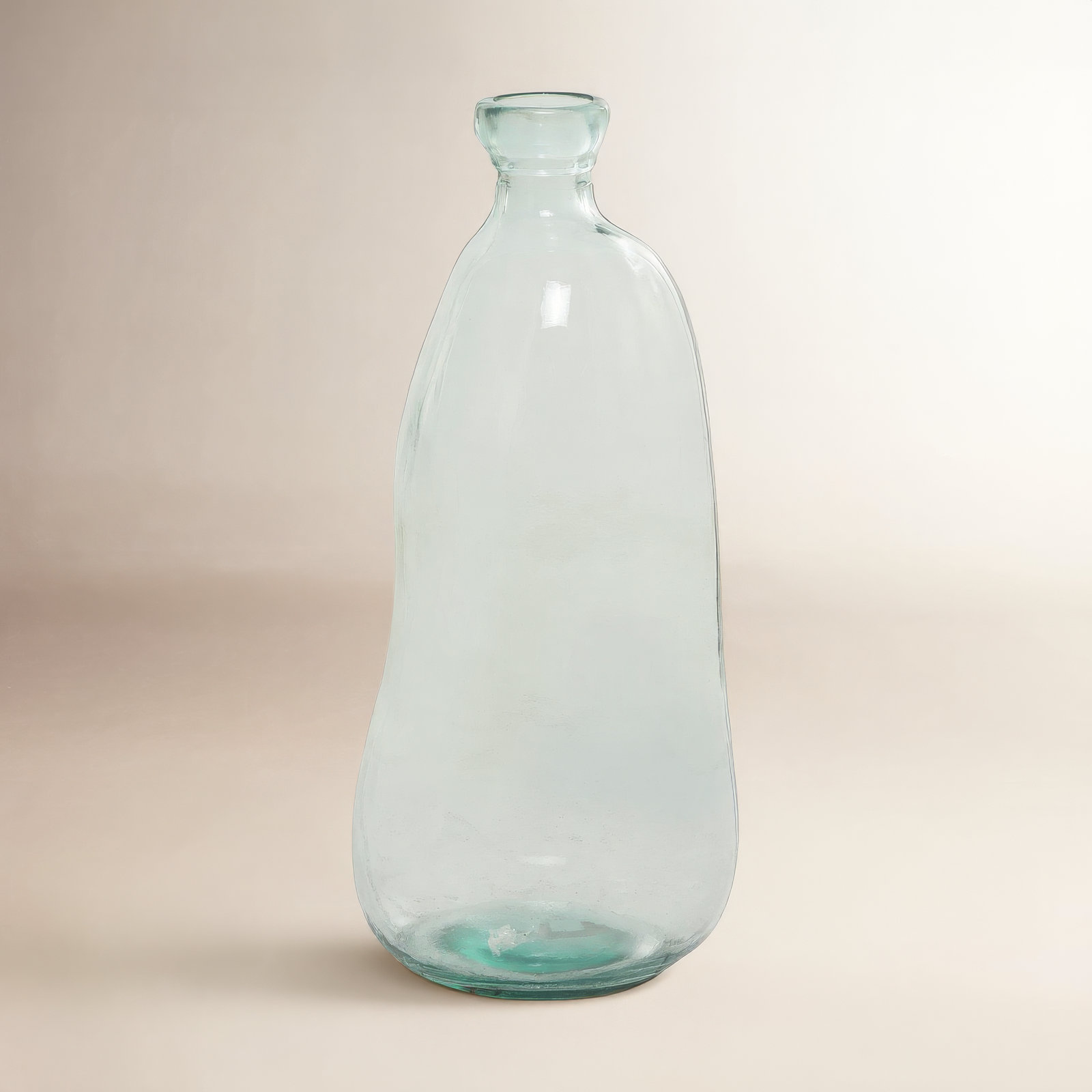 Kahlila Handmade Table Vase, Clear