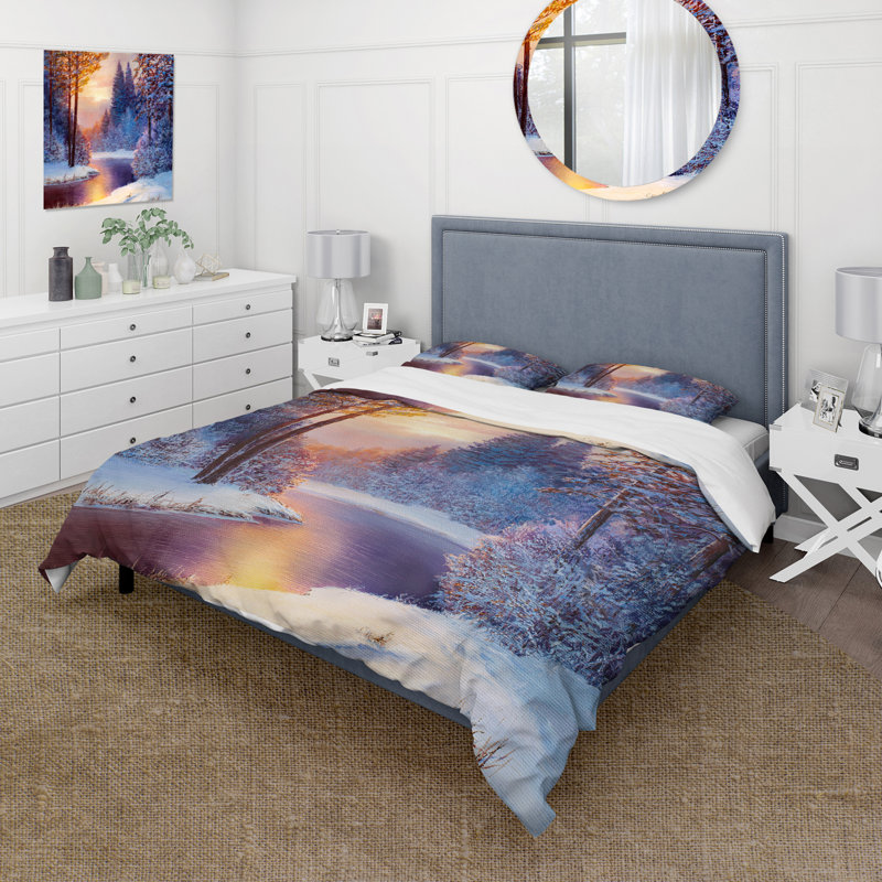 «Winding River» avec des silhouettes d'arbres bleu foncé - ensemble de housse de couette Country - microfibre de polyester