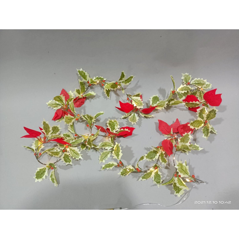 Pre-Lit B/O Mistletoe And Berry Christmas Garland - 7.5' X 5" - Warm White Lights
