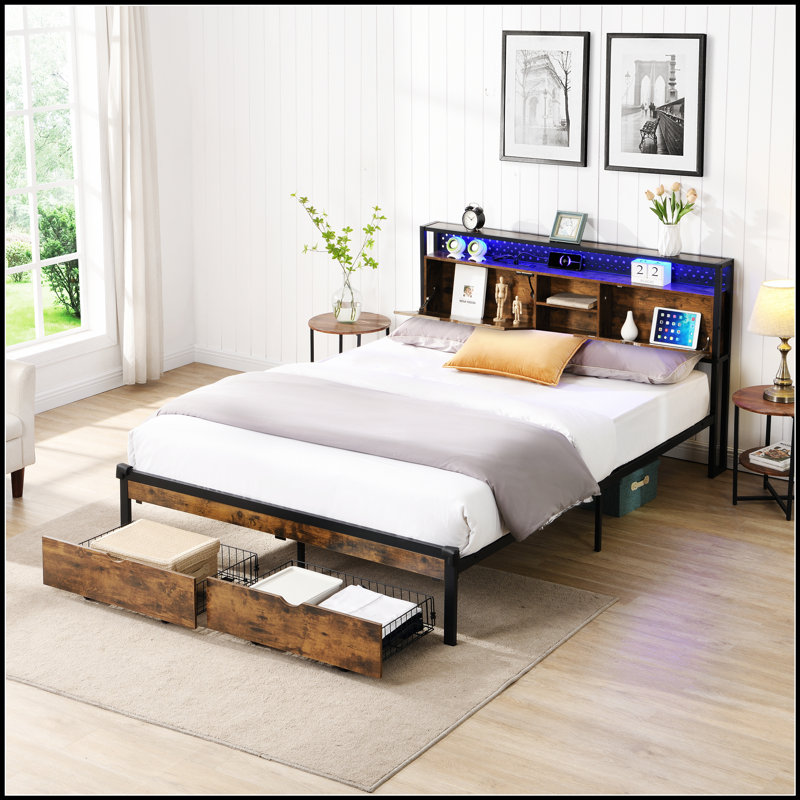 Base de lit plateforme moderne en métal avec tête de lit en bois, charge USB, tiroirs de rangement et lumières DEL pour un confort et une commodité accrus