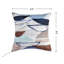 Coussin décoratif Wyatt Abstract Horizon Mark - sable, bleu denim et blanc doux - 24 po x 24 po-122747296