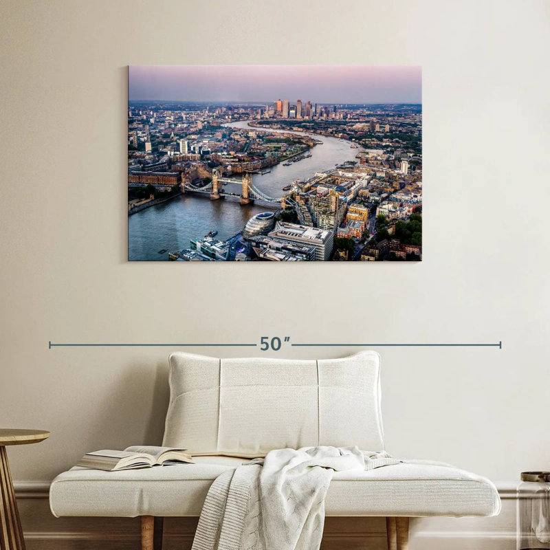 Silhouette de Sirci London, H 26 po x l 39 po