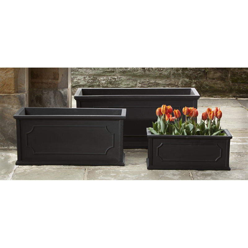 Hampshire Handmade Planter, 17" H x 40" W x 16" D, Black