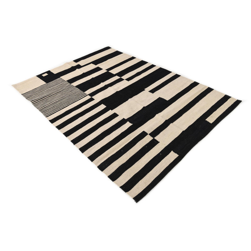 Tapis noir Obryant